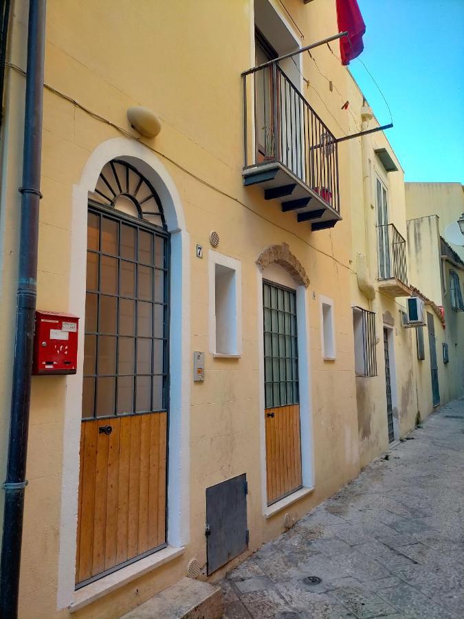 Apartamento A Casa Scalilla Palermo Exterior foto
